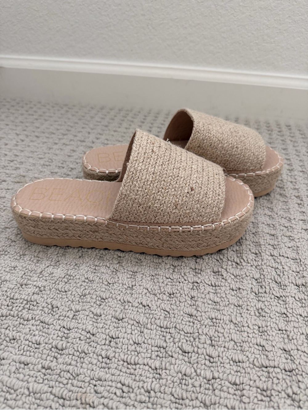 New Raffia Slide Beach Sandals
